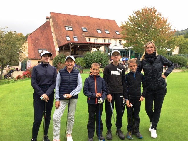 equipe feminine du golf du val de sorne pres de lons le saunier 